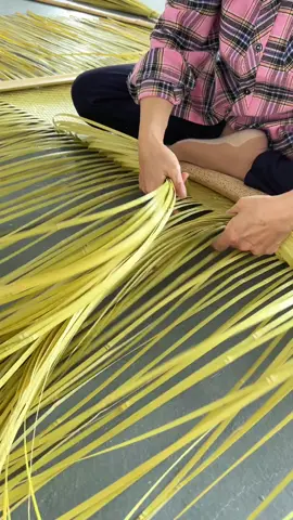 We are not selling products to you, but take natural beautiful things and happy life to you! Enjoy the nature together! #3hlink #Lavender #palmleaves #driedflowers #3hlinkflower #preservedflower #bohodecor #pampasgrass #hydrangea #homedecor #weddingdecoration #babybreath #handmadecrafts #hoteldecor #luxurydecor #flowerbouquet #flowerboxes #flowerbouquets #hydrangeas #christmasdecor #christmasflowers #preservedtree #witchbroom #christmas #driedflowerwholesale #cassiacinnamon #amarantus #willowbranch #minihaybales #decorhaybales 