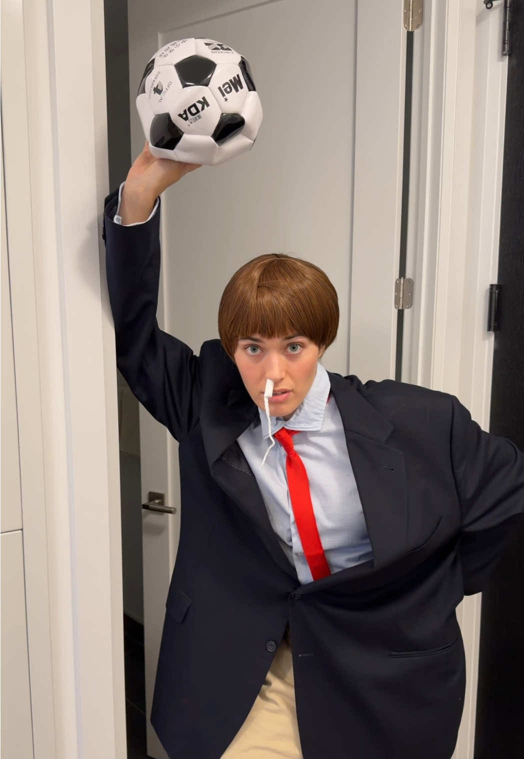 You know it ✨bruh✨ 😉 #shetheman #spencerhastings #amandabynes #halloweencostume 