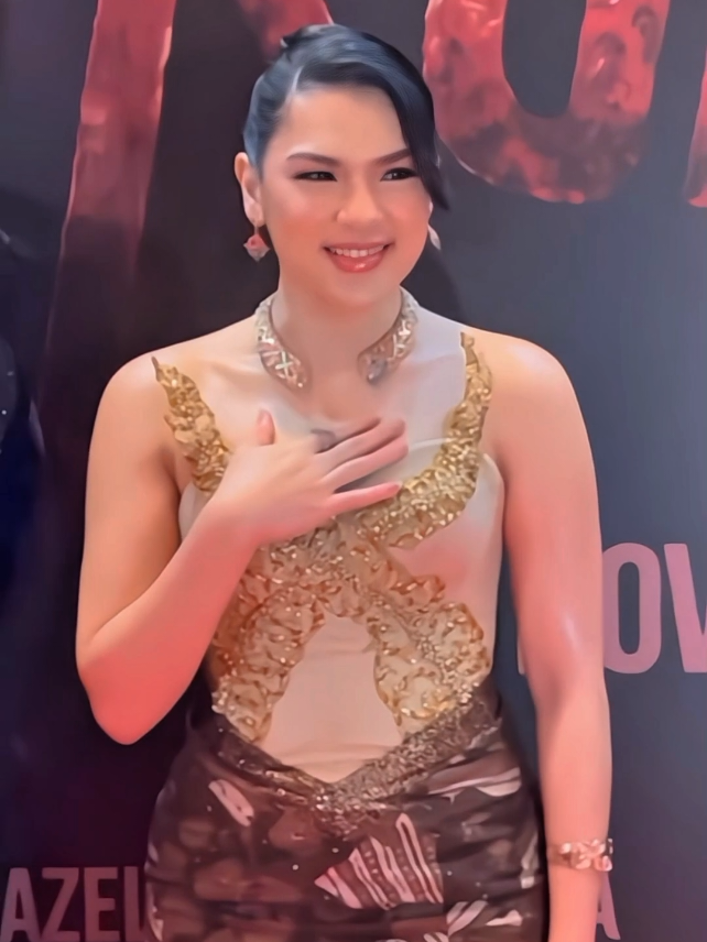 Davina as Diska at Gala Premier Film Kuncen, 6 November 2025 di bioskop!🤎 @Davina Karamoy  #fyp #davinakaramoy #kuncen #filmindonesia #masukberanda 