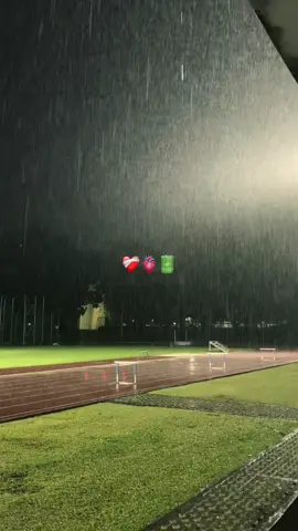 Run with Rain #ragunansportschool #trackandfield#athlete#atletik#fypシ゚ 