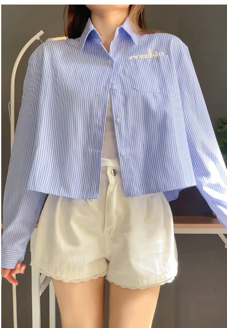 Áo sơ mi dáng croptop dễ phối nha #possible #sominu #aosominu #somicroptop #somikesoc 