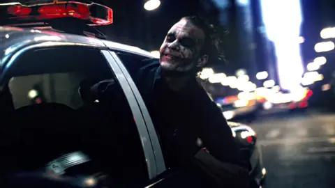 Let’s put a smile on that face shall we || #joker #heathledger #thedarkknight #jokeredit #10thingsihataboutyou  