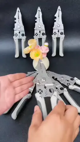 Kailangan mo ng isang tool na kayang lahat? Ito ang iyong multi-functional pliers#Multi-functional Pliers#Convenience#Efficient#Versatile#Tool