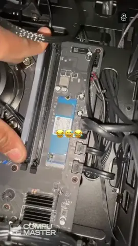 Sustos que no dan gusto 🥺💀¡Feli Halloween! 🎃👻 #halloween #dulceotruco #pcgamer #setup #fail #failvideos 