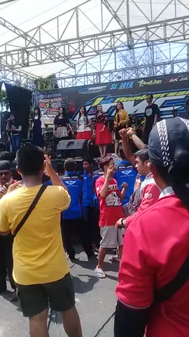 📣☝🏻☝🏻NONTON BARENGPersela Lamongan 🆚 PSIS Semarang 📅 Jum’at, 31 Oktober 2025🕒 Pukul 15:30 WIB📍 Alun-alun Kota Lamongan .