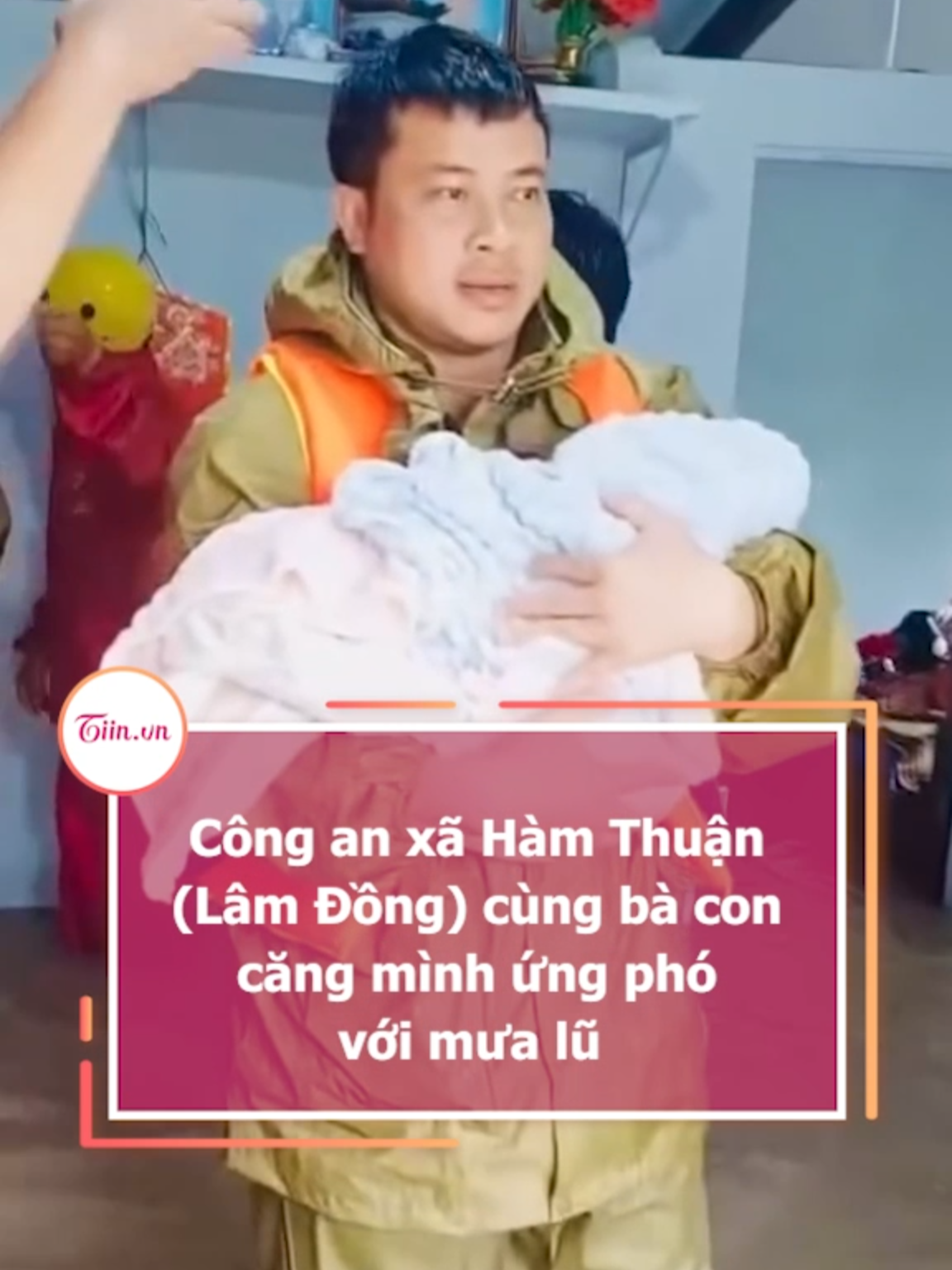 Công an xã Hàm Thuận (Lâm Đồng) cùng bà con căng mình ứng phó với mưa lũ #tiinnews