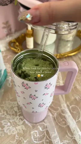 This and oat milk 🥰🤍 #matcha 