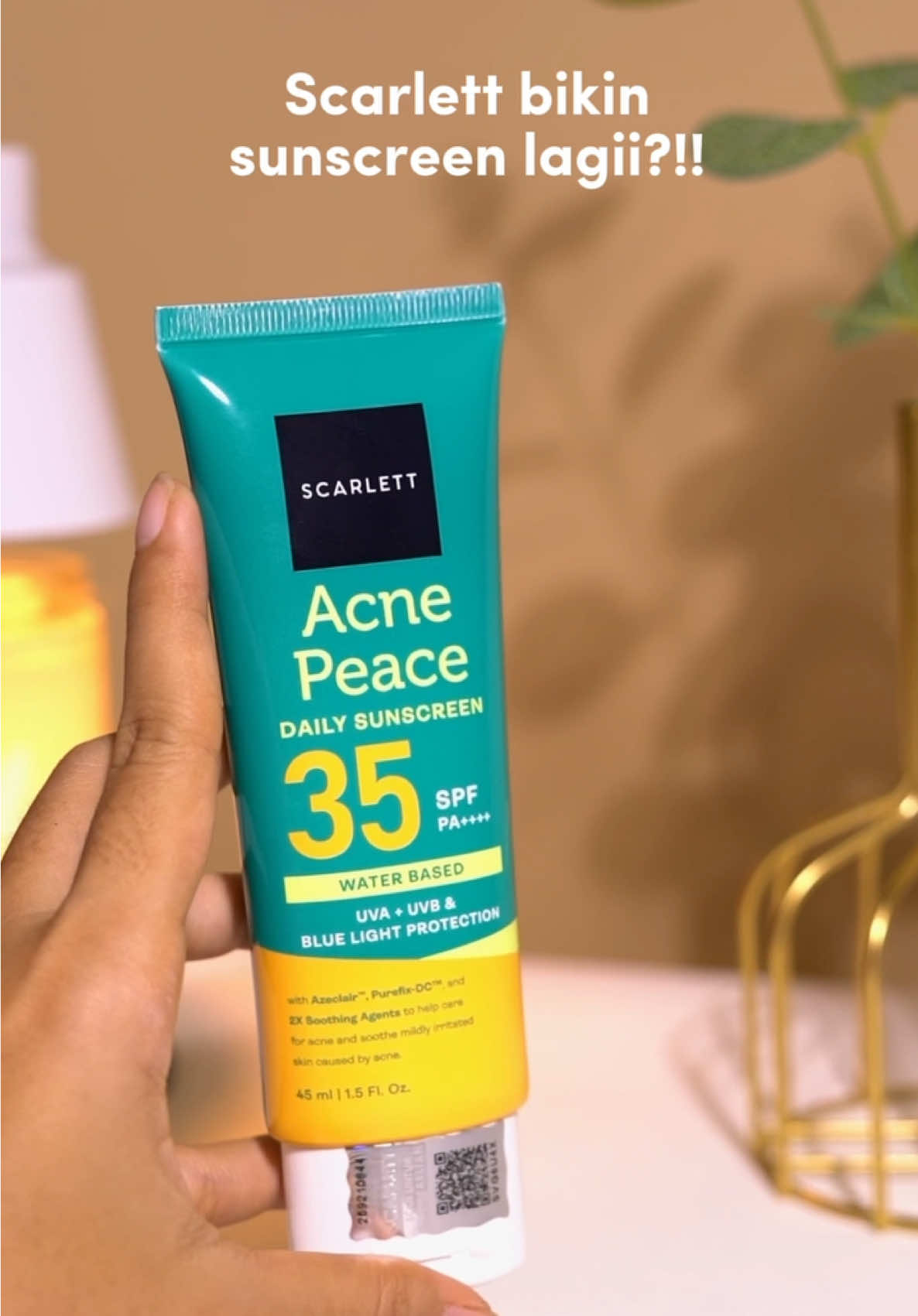 Ini seriuss sunscreen terbaru Scarlett harganya cuma seginii?😭🫵🏼  #scarlettwhitening #sunscreen #acnesunscreen #sunscreenviral #sunscreenscarlett 