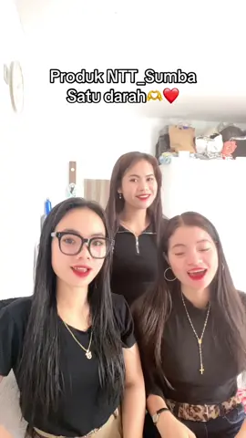 Pesona mama kecil dan sepupu kandung🙏🥰#viral #fyp #KluargaSatudarah #nttpride🏝🔥fypシviral #nonatimormanise @Nona Amrglow @Merlyn🐼 