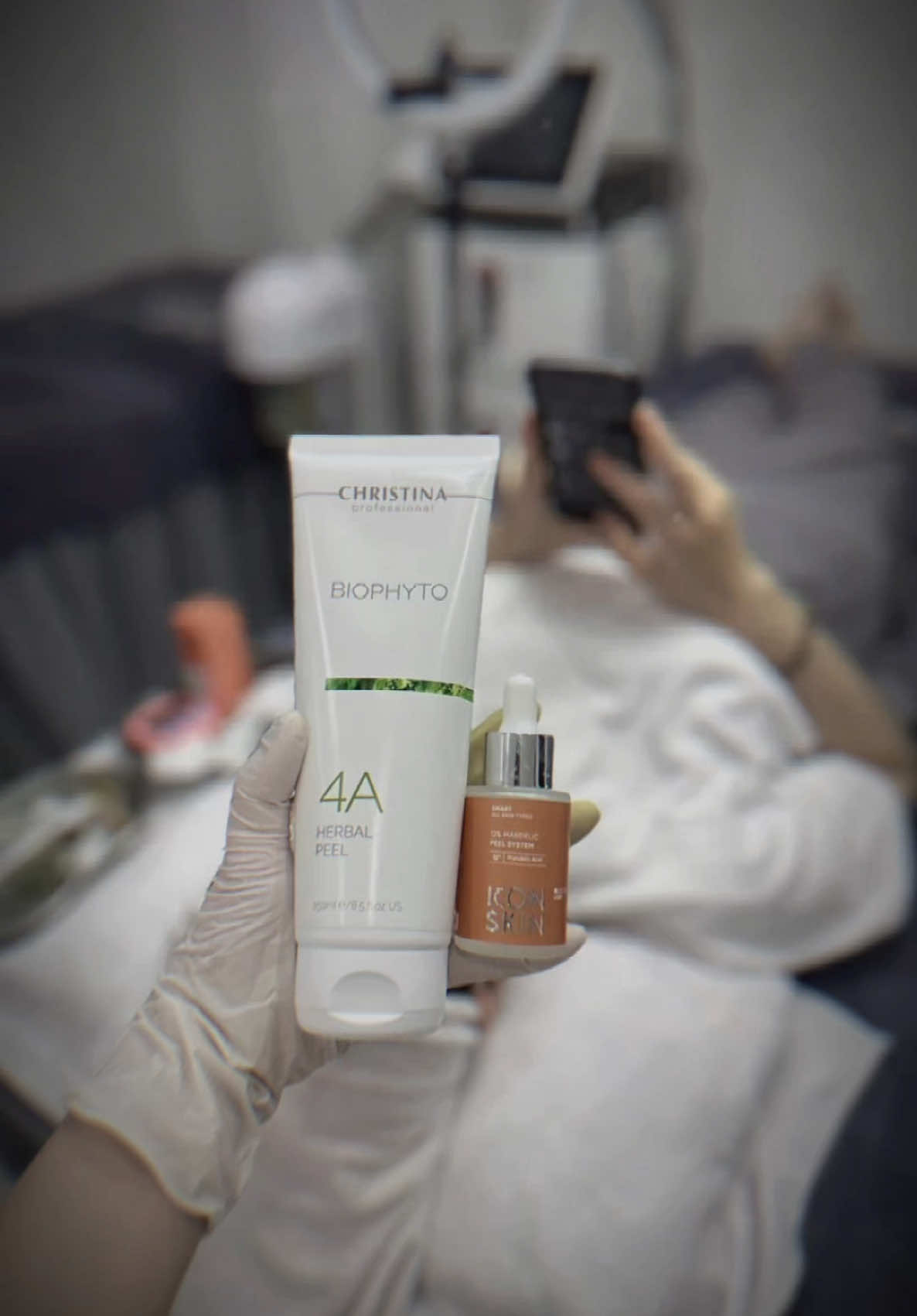 #CapCut bộ đôi peel căng bóng, sạch sâu : #christina #4a và #mandelic 12% em sẵn sl nhiều ib em