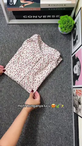 Asli ini cantik bgt sii 😍 #blousekorea #blousemurah #blousewanita #racuntiktok #fashiontiktok 