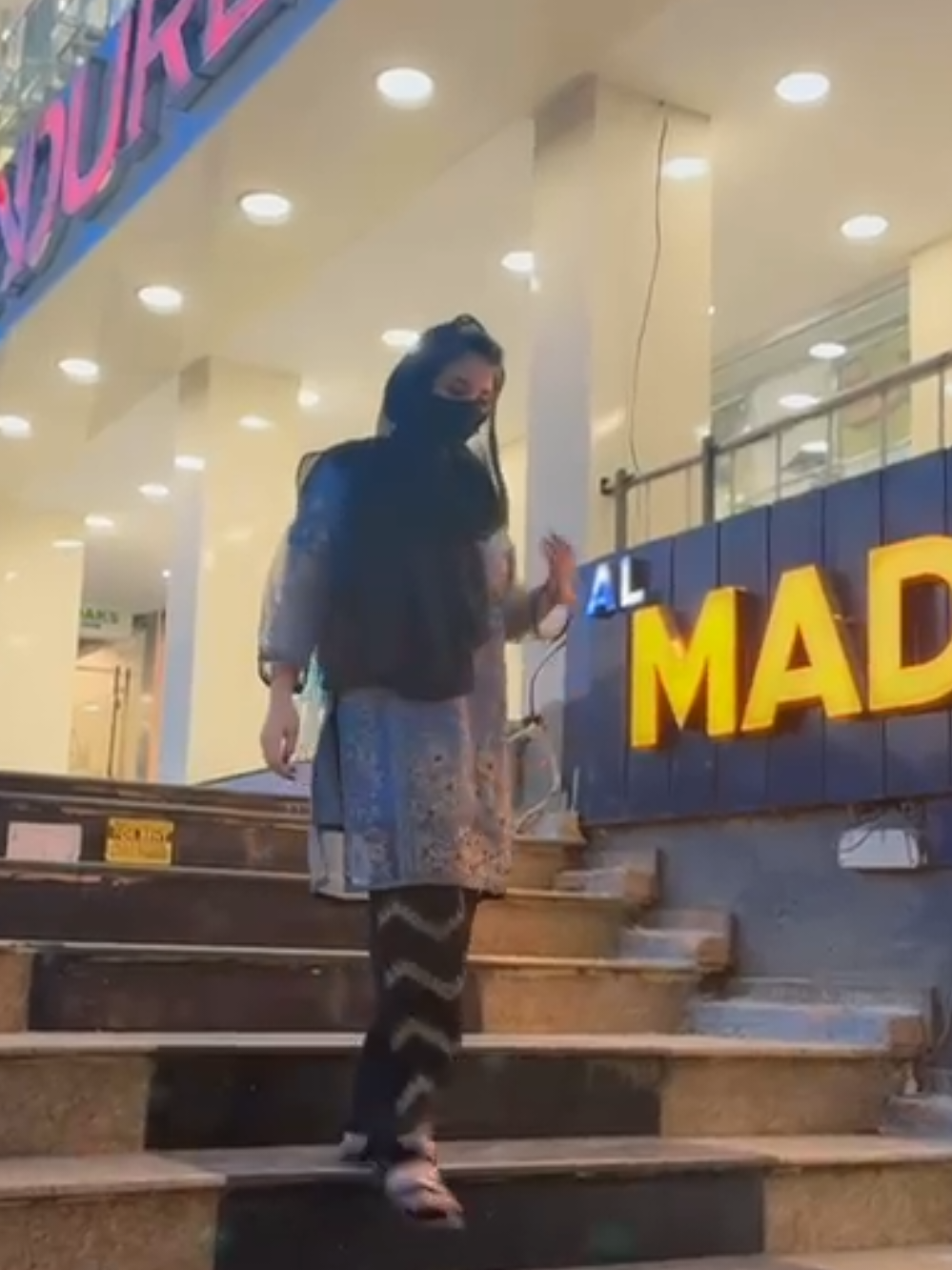 Yari kawa de wafadaro sara #viralvideo #fyp #pashtosong 