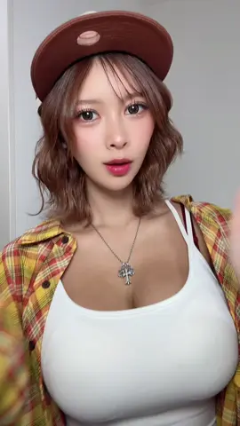 📣情報解禁📣 1st写具集『Ohaa~i』が ワニブック様より発売します✨️🥹 📕発売日：12月23日 🎪イベント：12月20日 念願のなので予定空けてといてねー！！😳 #山田あい#ファースト写真集