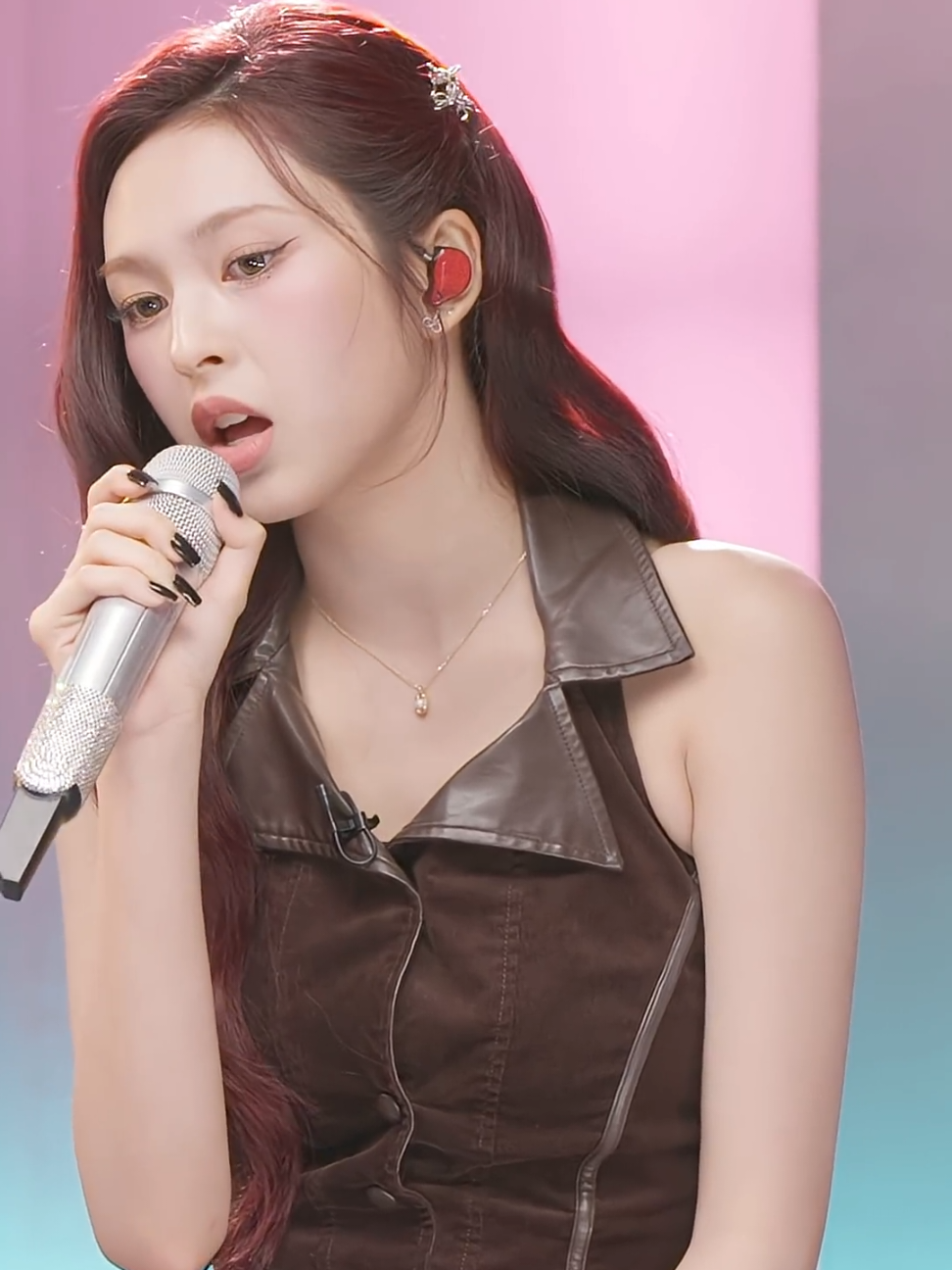 Bye Bye My Blue 💙 #chiquita #babymonster #치키타 #베이비몬스터 #리무진서비스 