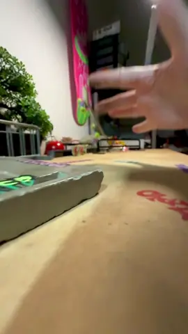 Boo 👻 🎃 quick fingerboard trick clip! #fingerboard #slomo #satisfying #techdeck #foryourpage 