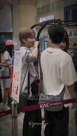 Luỵ nụ cười của Koo Bonhyuk khi ở cạnh Song Jaewon 😭 #guwonz #hwahyuk #xh #fyp #viral 