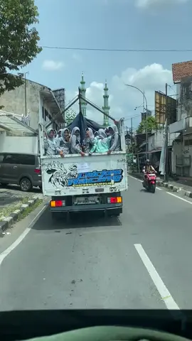 gak papa bos ongkosan dikit juga bos asal muatane koyongene 🫣