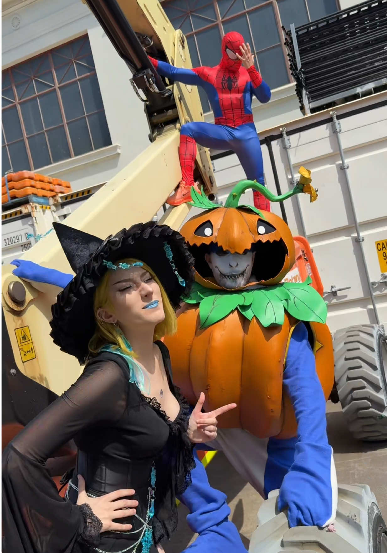 movie @KNITE @tuzzo @Vera Chimera #MarvelRivals