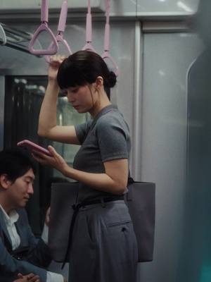 ストリーミングも、ショッピングも、プライムで。カラフルな自分に会いに行こう。