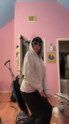 Mid cleaning dance break 