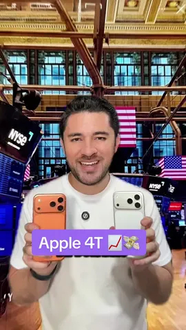 Apple la nueva 4T company! 📈💸 Será buen momento para invertir en Apple o está sobrevalorada? 🤔 Qué opinas del nuevo iPhone? 📲 Cuál te gusta más el iPhone gris o el naranja? 🍊  #invertir #acciones #apple #iphone17 #iphone17promax 