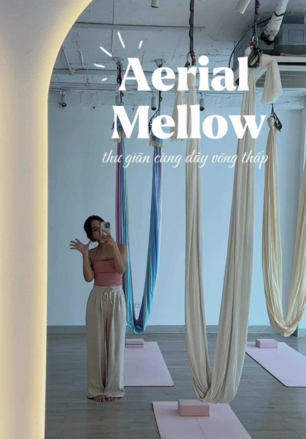 Một tiếng tập Yoga thư giãn cùng De LUNA nha 💗 #yoga #chill #yogapractice #tapluyen #thugian 