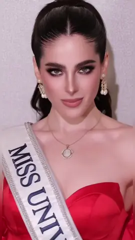 @Fátima Bosch #missuniverse #mexico #diva #tabasco #flortabasco 