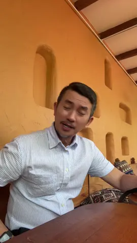 Sống 80 năm hay 100 năm rồi cũng hóa thành cát bụi. Biết vậy mà sao người ta vẫn cứ sân si, soi mói nhau từng chút một?