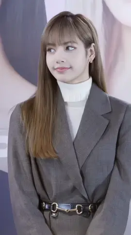 💞#lisa #blackpink #fyp 