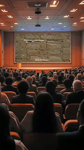 #CapCut No coliseu cinemática 😱😱#AvôBuluto #HumorAngolano #TikTokAngola #ConselhoDoAvô@Avô Buluto @Avô Buluto 