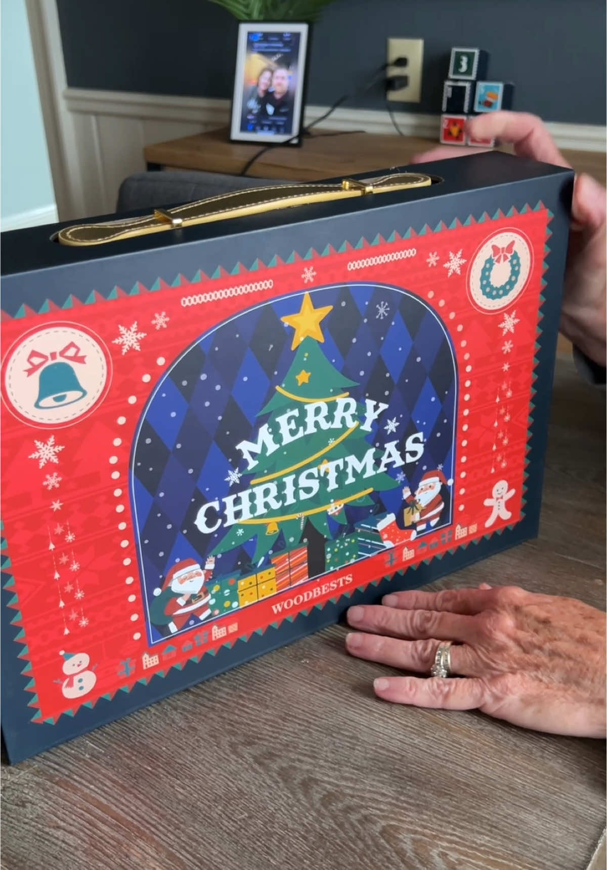 #adventcalendar #christmaspuzzles #tiktokshopfinds #holidayfun  #woodenpuzzles #creativehobby #cozychristmas #holidaytradition  #24daychallenge #christmascountdown #giftguide2025 #fyp  #holidaydecor #puzzlelovers #festivefun #creativechristmas  #mindfulhobbies #winterprojects #FamilyFun #lastminutegift 