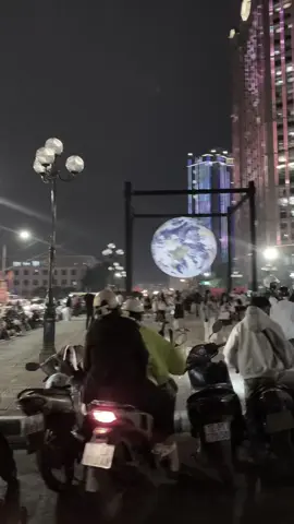 Săn trái đất 😻 #hotay_hanoi 