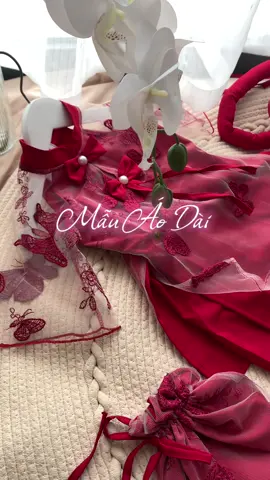 Em nôn nên các chị phải nôn thêu em hí hí #xuhuong #xuhuongtiktok #aodai #aodaitet 