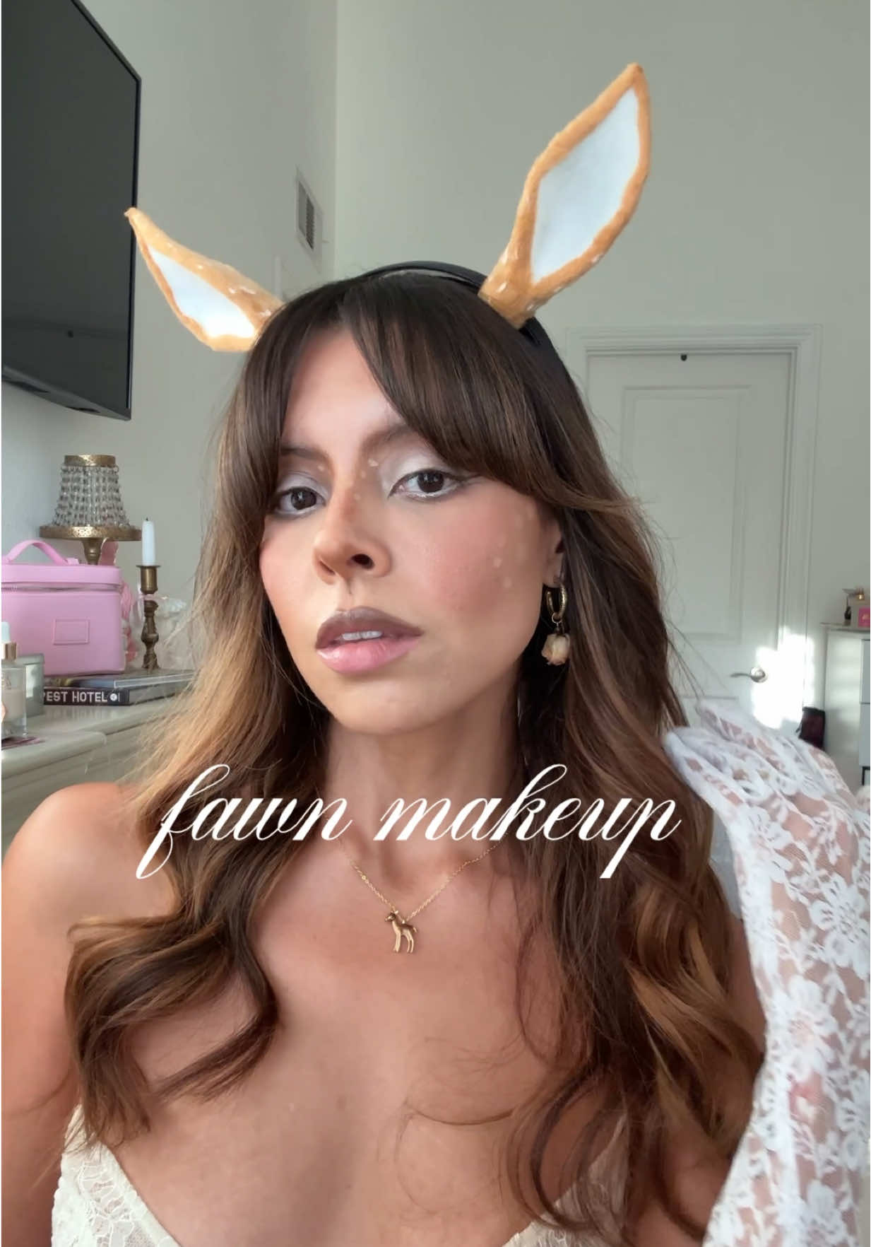 fawn makeup from last halloween 🤎🦌 happy halloween! #deercostume #fawncore #doemakeup #doeeyes #deerprint 