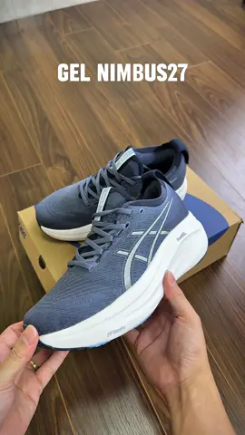 Màu mới toanh mê li 😍😍 #nimbus27 #giaychaybo #giaythethao #Running 