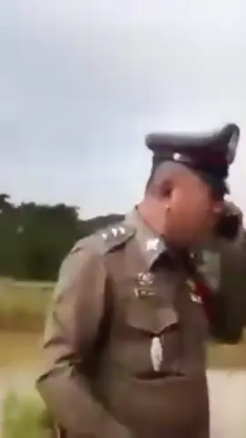 # เกิดอะไรขึ้น เมื่อตำรวจจริงขอความร่วมมือ 😃😃