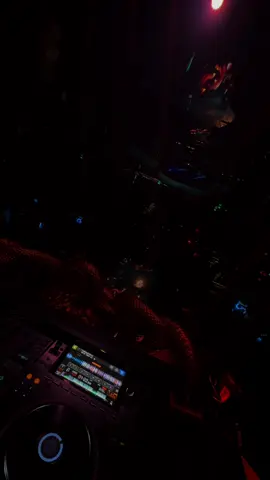 Giá như lúc đấy mình đừng nói với nhau nặng lời  #EMPIRECLUB #fyp #nhactamtrang #nhachaymoingay #giaitri 