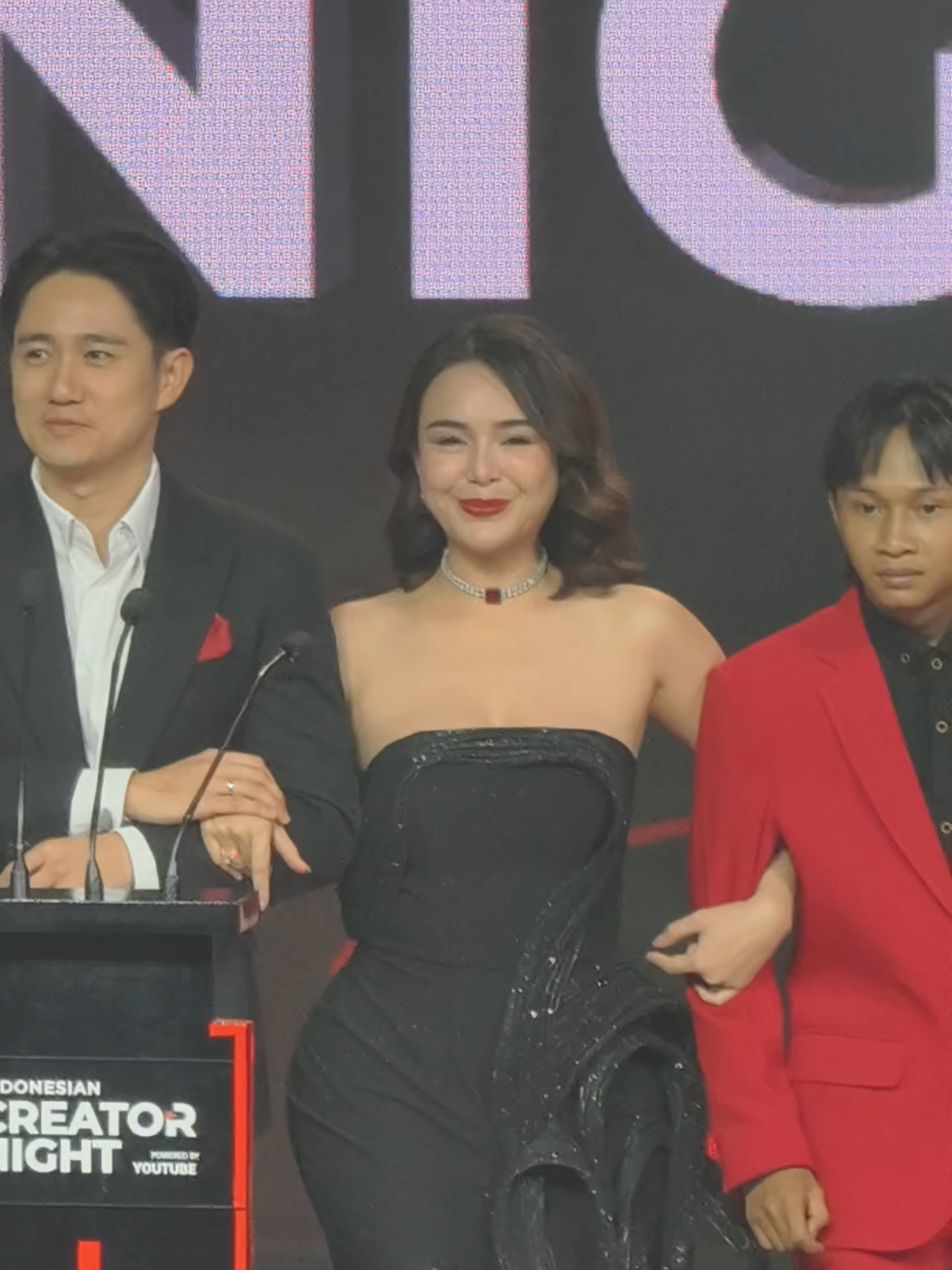 @agml612 @kennyauztin16 @fajarlabatjo #indonesiancreatornight #amandamanopo #kennyaustin #fajarsadboy 