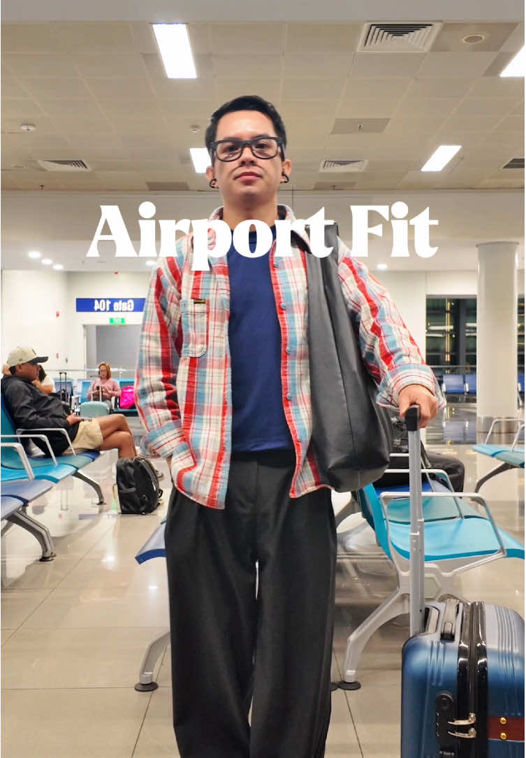 Airport Fit Check 