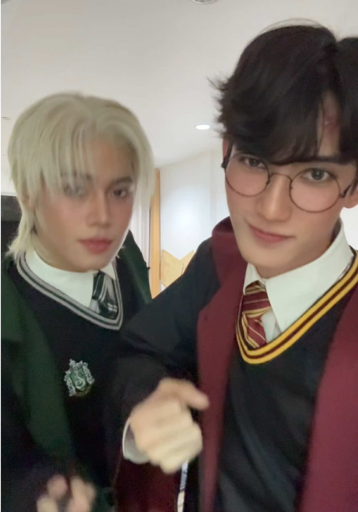 นายมี……⚡️แบบเรามั้ย #OHMFIRST 