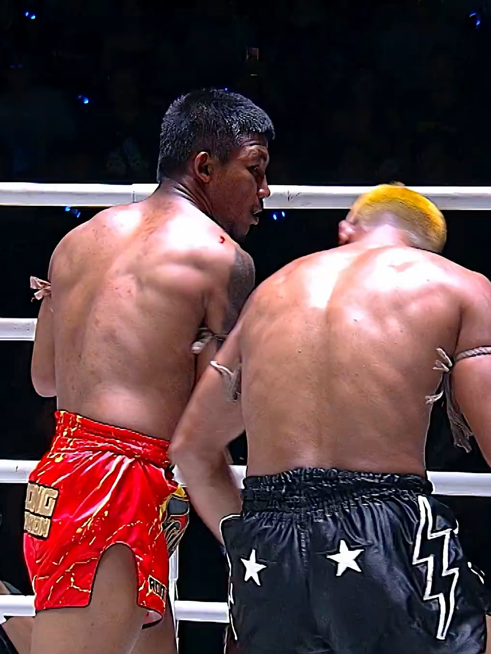 Cuộc chiến khốc liệt giữa 2 người bạn thân Rodtang và Superlek #onechampionship #onechampionshiptiktok #tiktokgiaitri #muaythai #kickboxing #mcv #mma #kenhbongda #one173 #rodtang #superlek