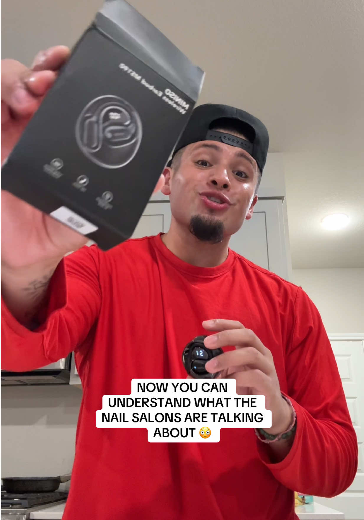 Going with my wife next time to the nail salon 😳😂