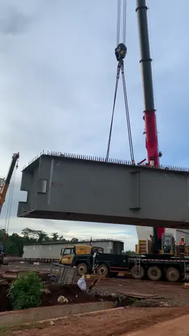 #flyoveripip #ipip #kolaka pemasangan steel girder box Flyover 