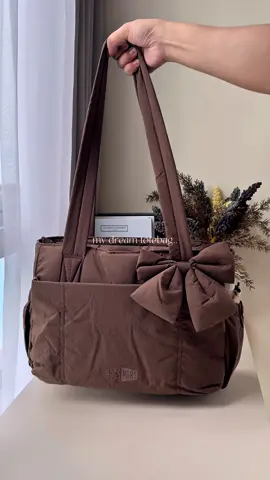 Pricey but the quality is worth it! #fyp #totebag #shoulderbag #largecapacitybag #bagsmart 