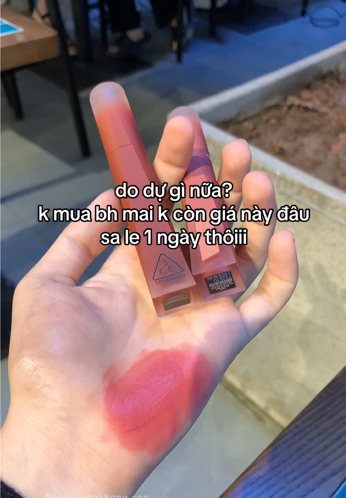 Son kem nhung 3CE màu 07 nha #ngokhongugc #3CE #Tiktokfinds #son3ce #velvetplush 