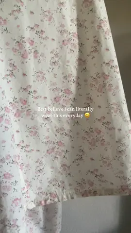 Sweet pattern + pocket ohhh take my moneyyyy #kurung #bajukurung #kurungcantik #kurungviral #kurungpahang 