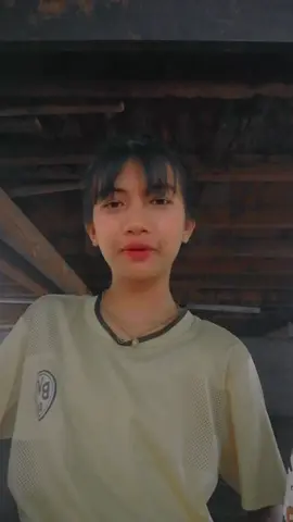 #ဝါချနေတာမရလို့😅😂