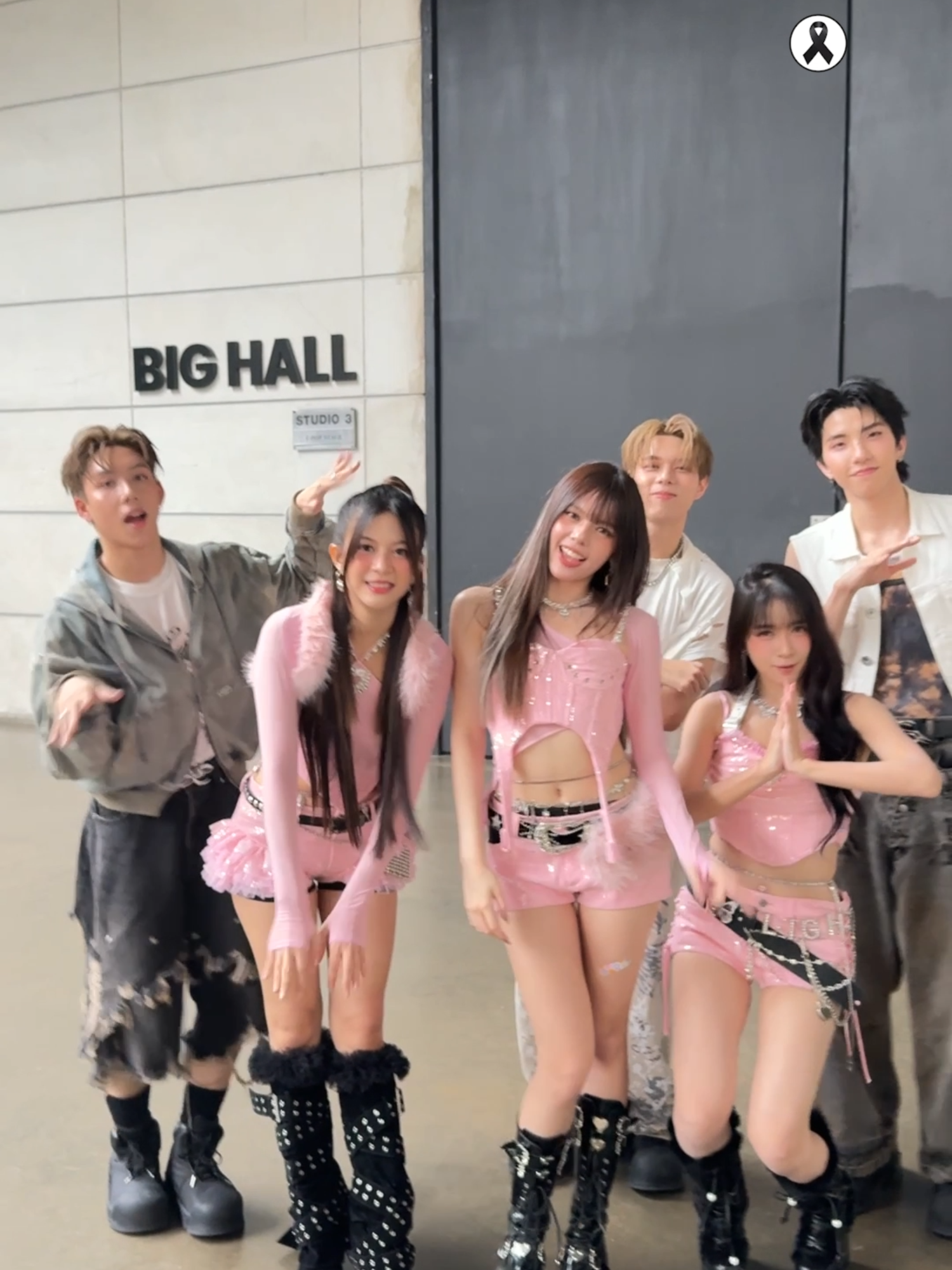 [🩷⛓️] #HipChainChallenge SYR3N「Hip Chain」 with @le7elofficial_th MV OUT NOW! https://youtu.be/iVTtkhHT3P4  #LE7EL #SYR3N_HipChain  #SYR3N #BNK48CGM48_GE2025 #BNK48 #CGM48