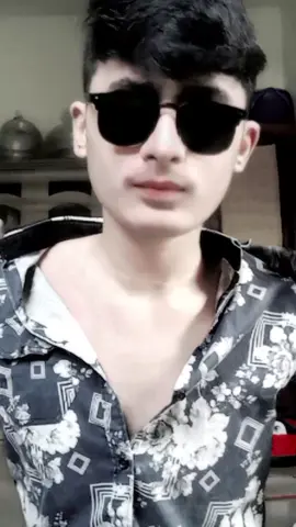 চোখেতে চশমা হাতে কাচেরো চুরি #newtrendingvideo #viral #trending #foryoupage #সবাই_একটু_সাপোর্ট_করবেন_প্লিজ 