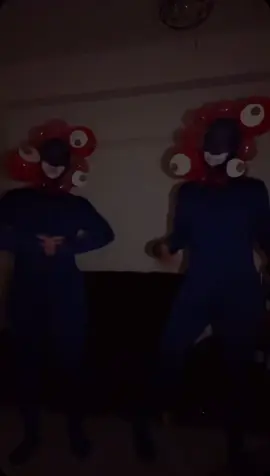 #やりらになりたいミャクミャク 